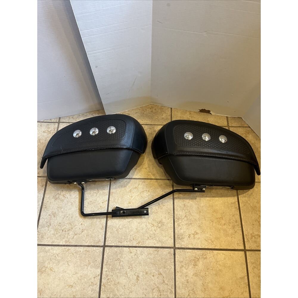 GENUINE HARLEY DAVIDSON 05-17 SOFTAIL DELUXE FLSTN RIGID SADDLEBAGS NO KEY